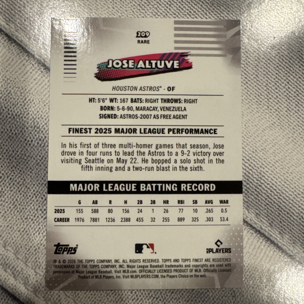 2026 Topps Finest Jose Altuve #209 Rare Houston Astros Baseball Card - Picture 2 of 2